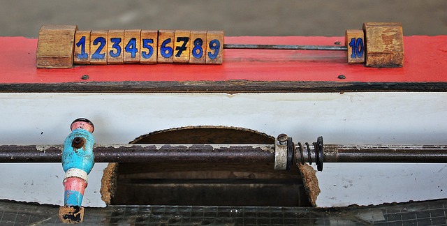 而另一边 而另一边